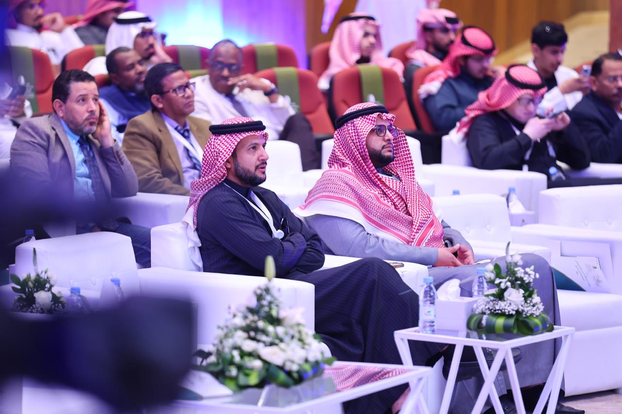لقطات من المؤتمر