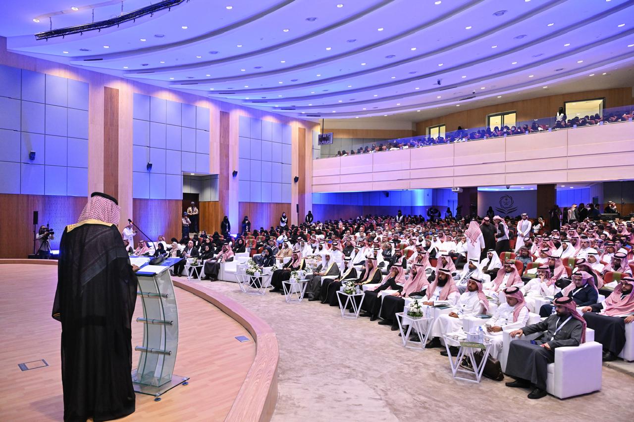 لقطات من المؤتمر